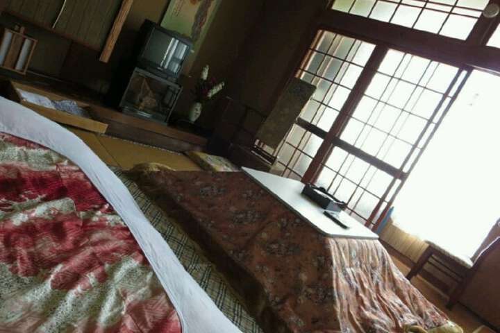 Room 6 of 20