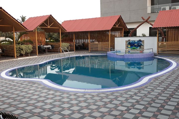 Pool 16 of 36