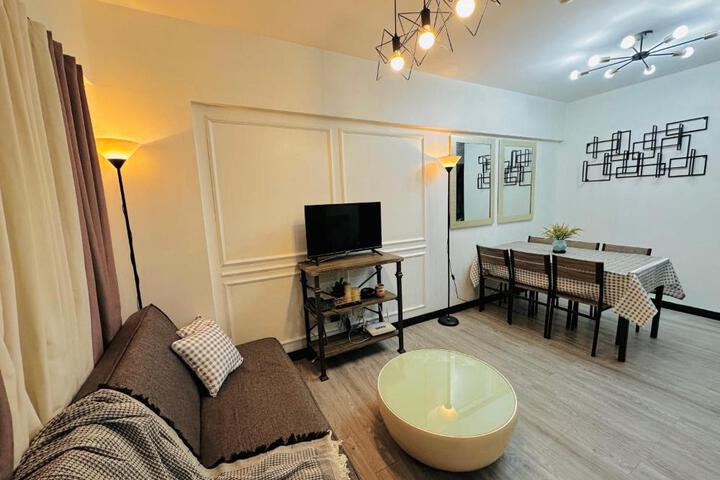 Cozy 2-BR Perfect for Families and Friends