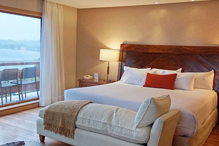Room 27 of 140