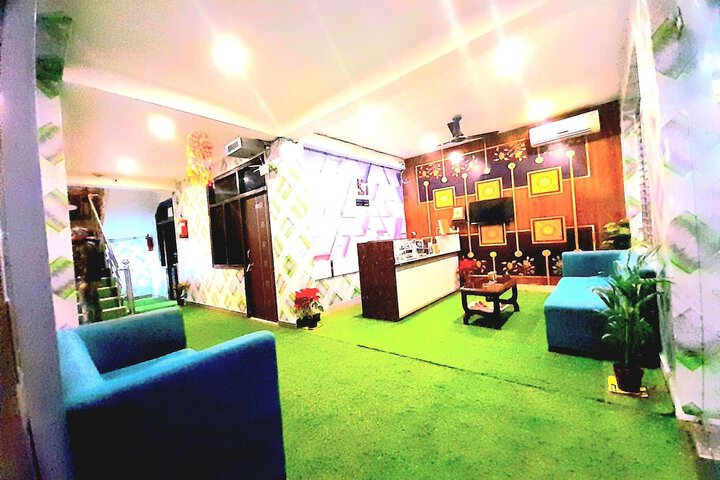 Room 19 of 21