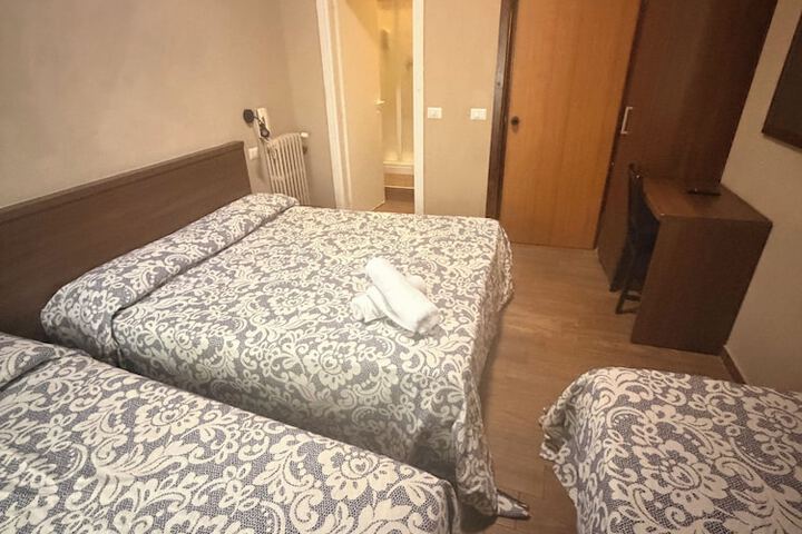 Room 36 of 101