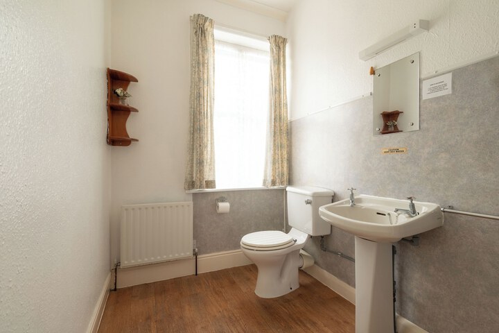 Room 17 of 20