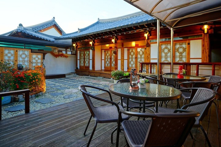 Terrace/Patio 36 of 38