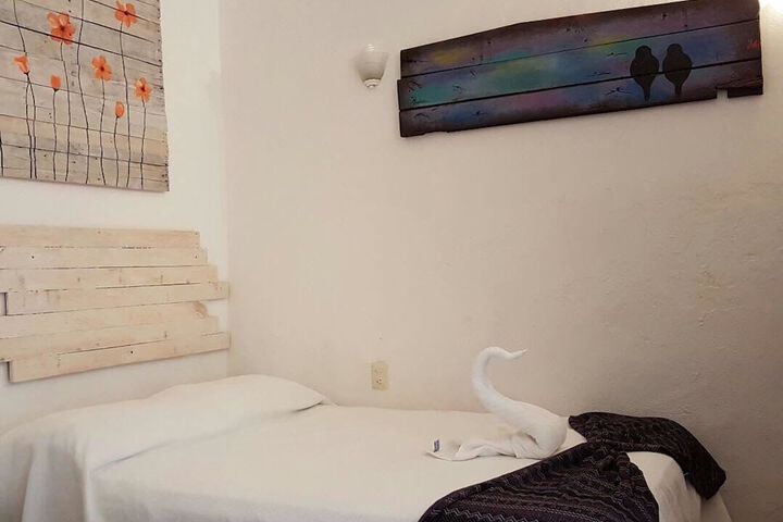 Room 4 of 51