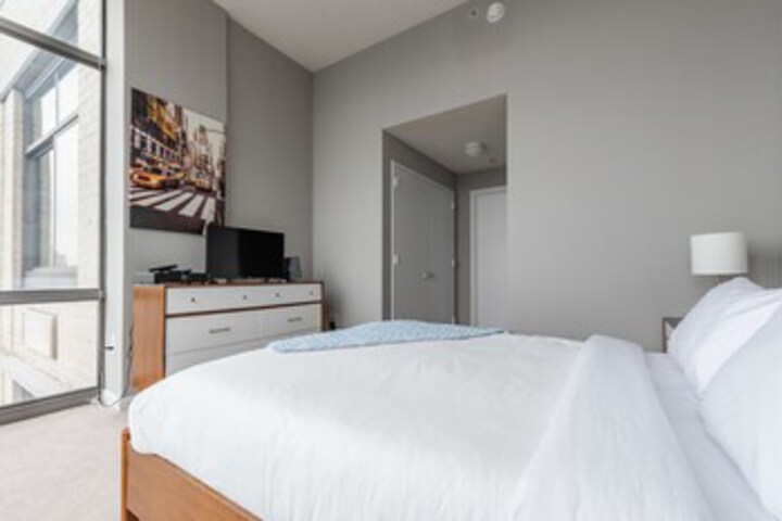 Room 200 of 246