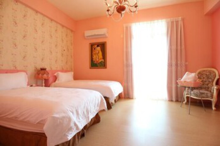 Room 22 of 29