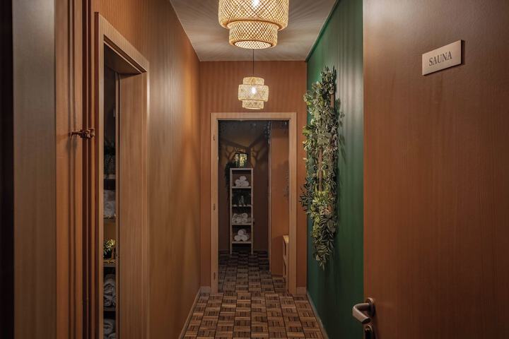 Room 50 of 77
