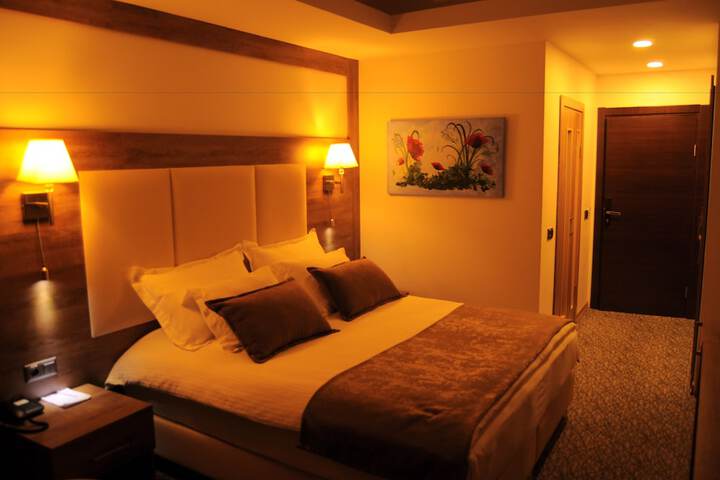 Room 9 of 56