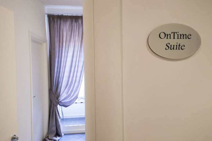 Room 6 of 88