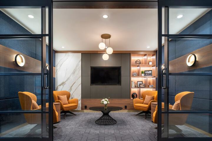 Hotel View 110 of 112