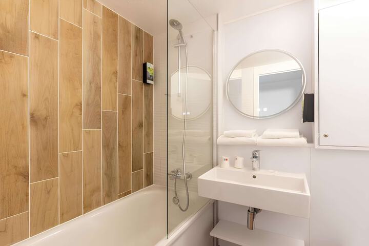 Bath Photo