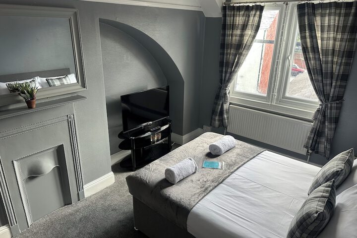 Room 12 of 23