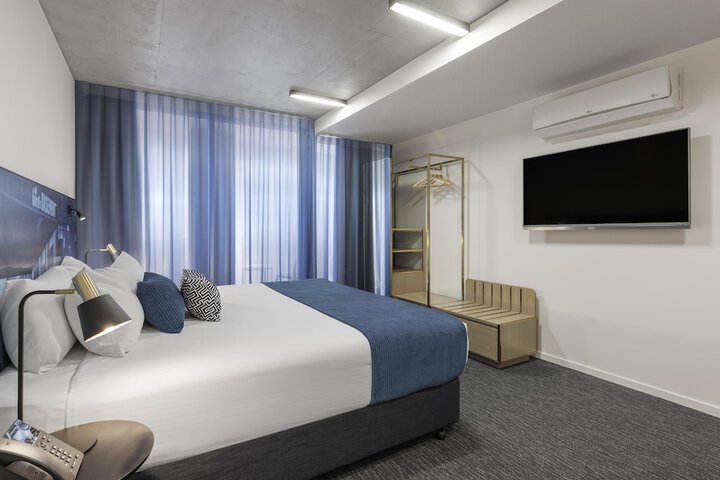 Room 54 of 112