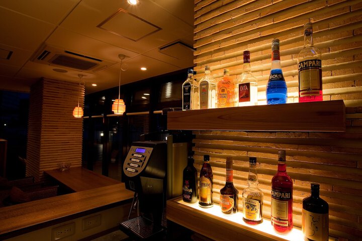 Lounge 67 of 73