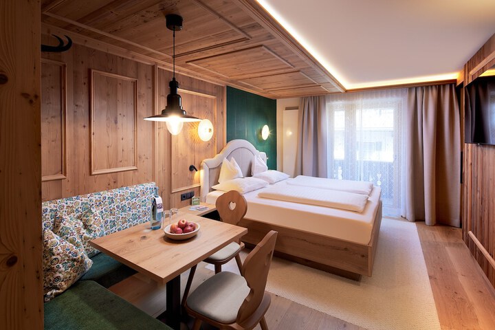 Room 50 of 204