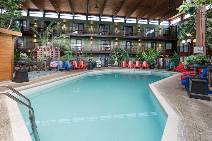 Pool 54 of 152