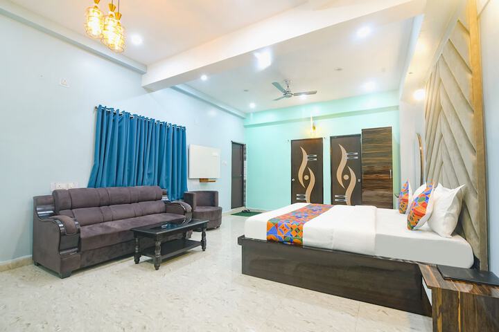 Room 16 of 27