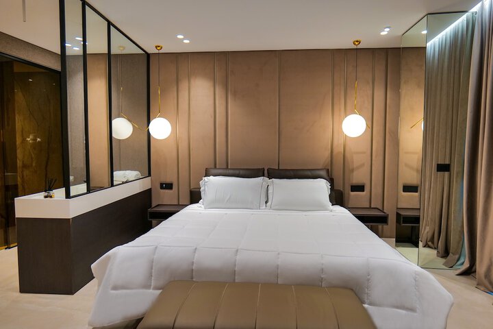 Room 56 of 201
