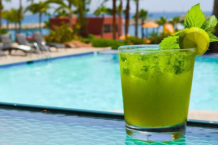 Pool Hotel