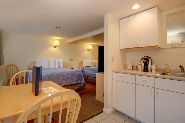 Room 10 of 88