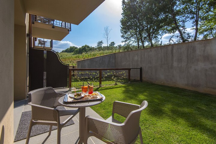 Terrace/Patio 44 of 89