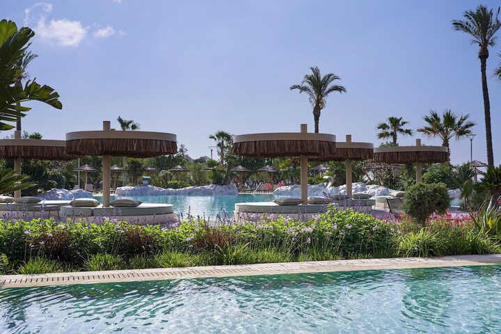 Pool 73 of 180
