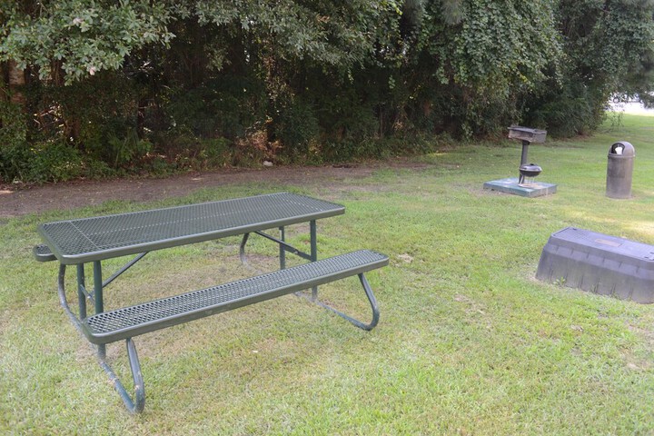 Property Grounds 82 of 102