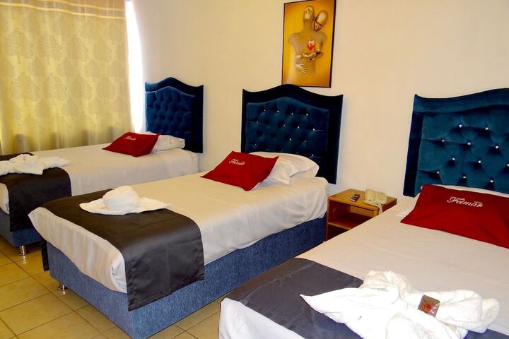 Room 3 of 15