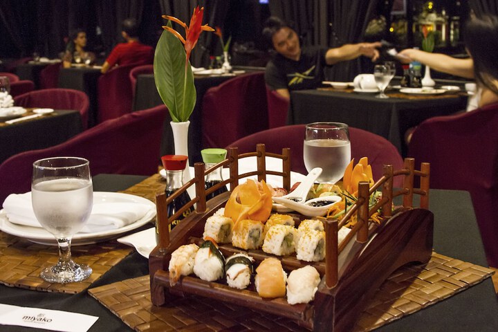 Dining 80 of 154