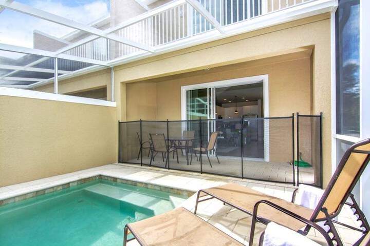 Pool 17 of 18