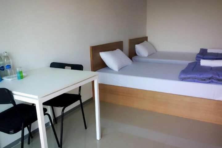 Room 18 of 43