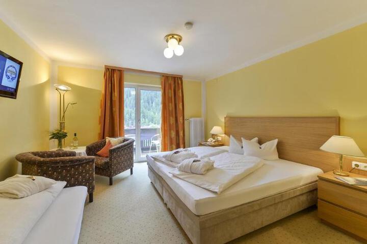 HOTEL ALPENHOF