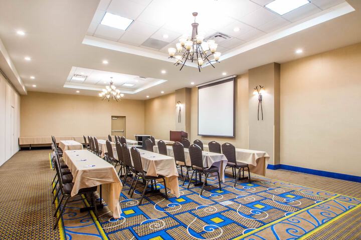 Meeting facility