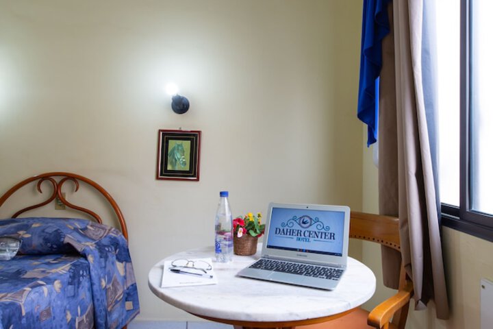 Room 17 of 80