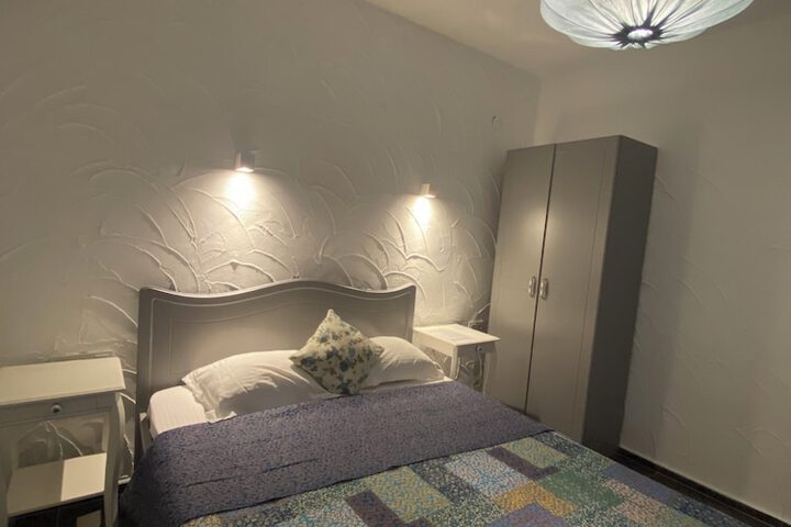 Room 6 of 48