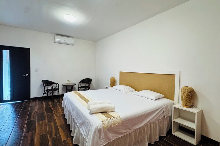 Room 13 of 43
