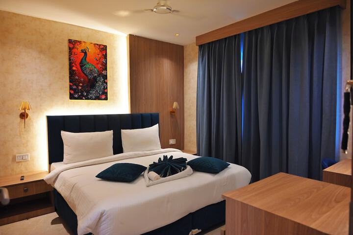 Room 13 of 23
