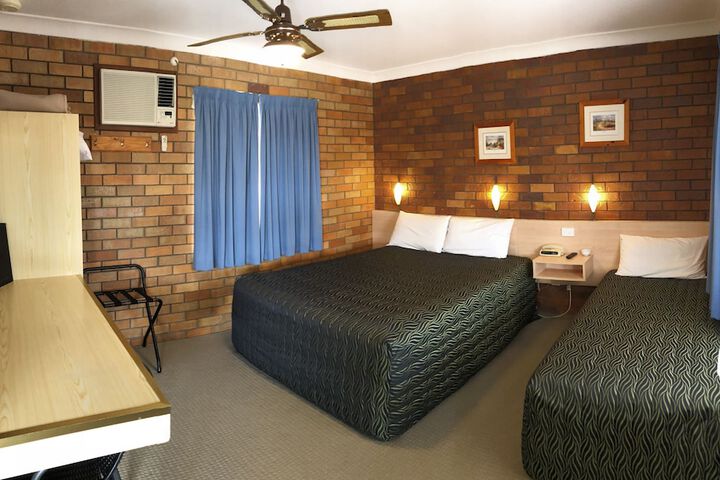 Room 7 of 26