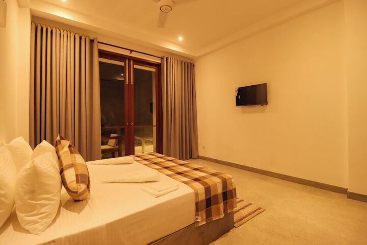 Room 20 of 90