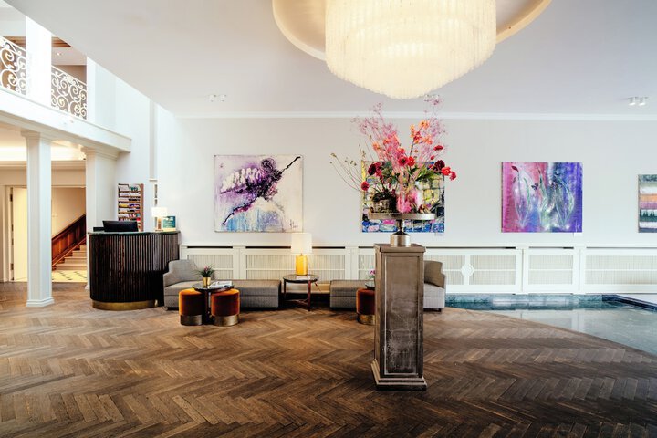 Hotel Interior 5 of 114