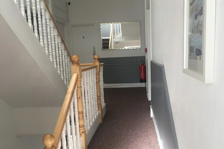 Room 14 of 20