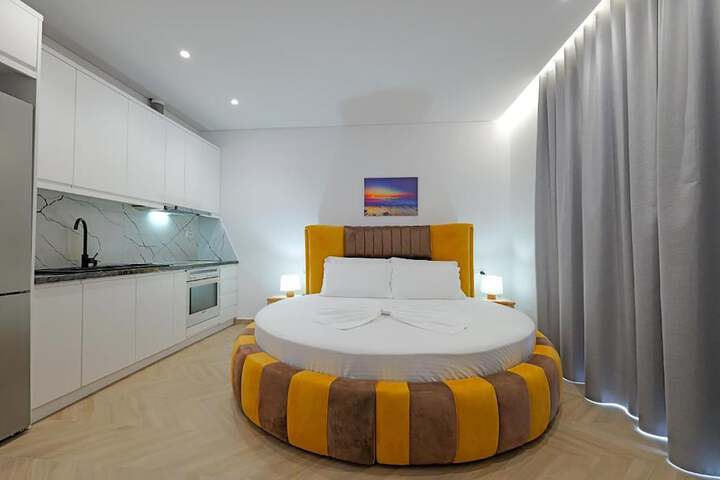 Room 51 of 141