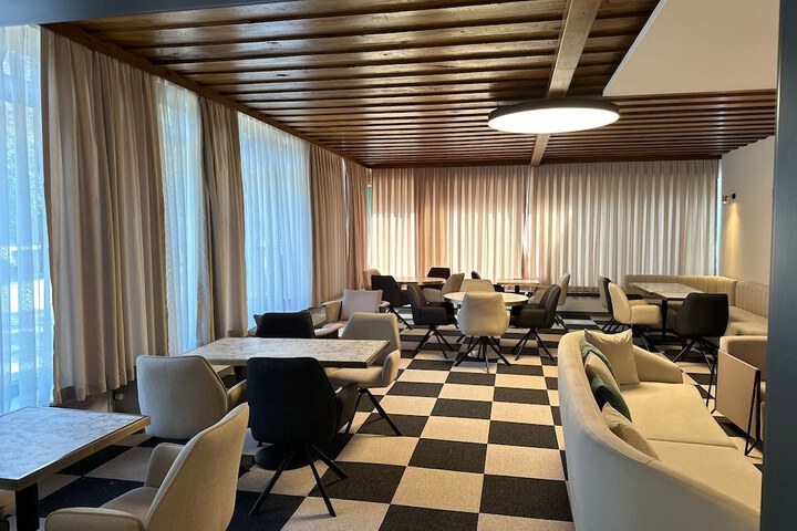 Room 14 of 47