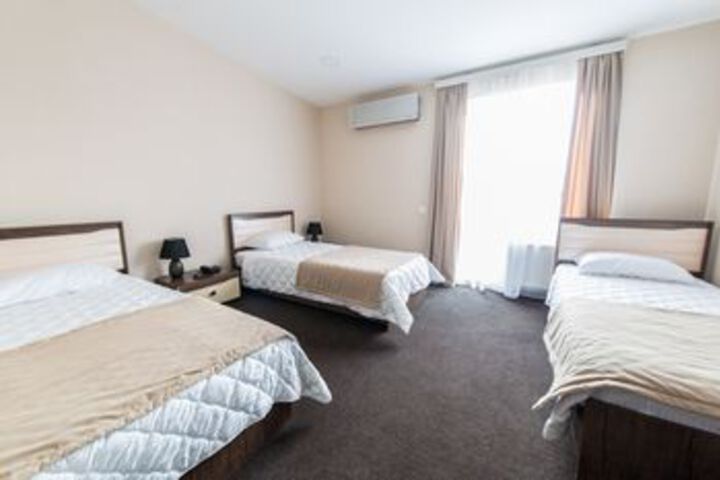 Room 16 of 36