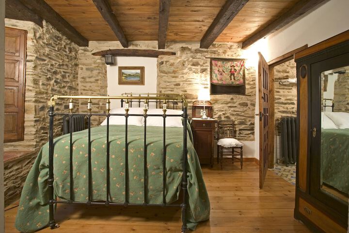 Room 7 of 26
