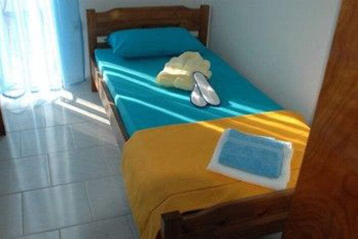 Room 48 of 65