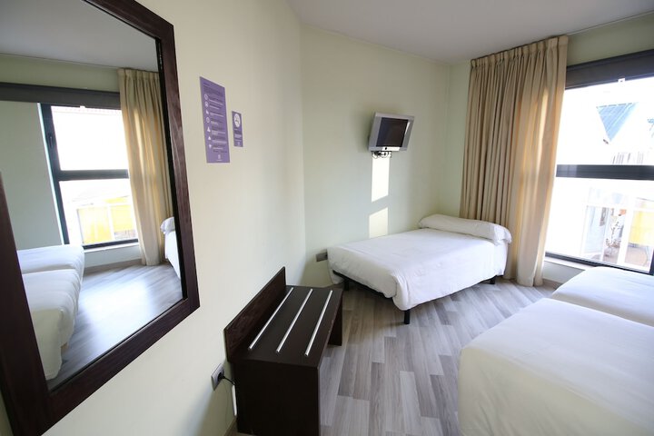 Room 25 of 50