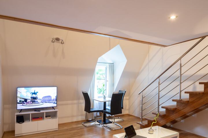 Room 22 of 47