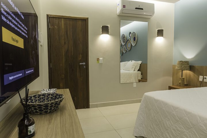 Room 18 of 90